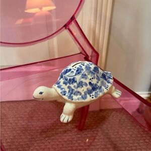 Andrea by Sadek Blue Willow Coin Bank